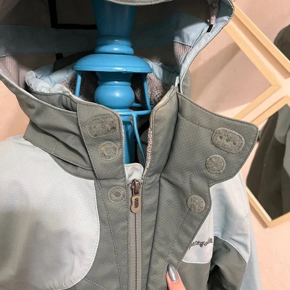 Patagonia Regulator Series Snowboard Jacket - Picture 3 of 13